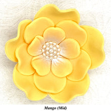 Orange Egg Yellow Cake Flowers Edible Wedding Cake Birthday Cake Decoration Pearl Centre Sugar Flowers 55mm