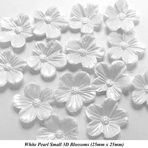 12 Wired White Pearl 3D Blossoms 25mm diameter